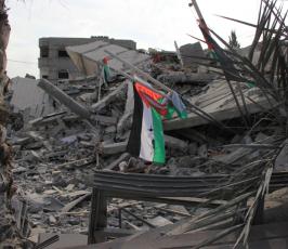 تدمير مقر الحكومة الفلسطينية في غزة بالكامل