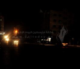 في ظل انقطاع الكهرباء.. عدسة فلسطين اليوم تتجول في شوارع غزة