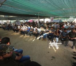 حشود جماهيرية بعزاء الدكتور رمضان (17).JPG