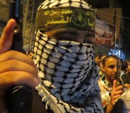 الجهاد الاسلامي تنظم مسيرة في مخيم الشاطئ تضامناً مع انتفاضة القدس  (6)