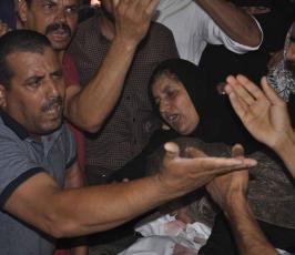 خانيونس تودع ثلاثة شهدائها ارتقوا صباح اليوم الأربعاء