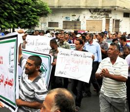 صيادون ومزارعون يحتجون أمام الأمم المتحدة لحمايتهم من الاحتلال