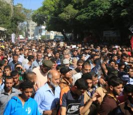  تشييع جثامين شهداء سرايا القدس وكتائب القسام في البريج ودير البلح والقرارة وخانيونس (38)