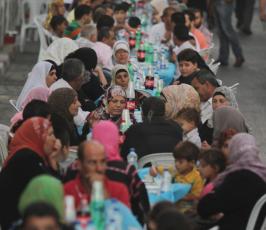 إفطار لأهالي الأسرى في سجون الاحتلال وسط رام الله