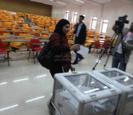 اغلاق صنادق الاقتراع ونسبة التصويت 75% في انتخابات جامعة بيرزيت