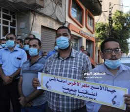 ‏‏الاتحاد الاسلامى ينظم وقفة تضامن مع الاسير ماهر الاخرس ة (3).JPG