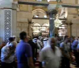 اصابات واعتقالات قي اقتحام الاحتلال لباحات المسجد الأقصي