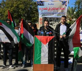 عالقين للمطالبة بفتح المعبر ‫(29876619)‬ ‫‬