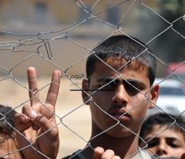 عشرات الغزيين يهاجمون سجن إسرائيلي وسط مدينة غزة