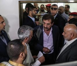  رئيس هيئة المعابر والحدود نظمي مهنا خلال زيارة مجمع أبو خضرة  ‫(38797830)‬ ‫‬