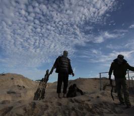 بالصور:آثار الدمار في موقع "فجر" التابع لسرايا القدس بعد تدمير من قبل طائرات الاحتلال