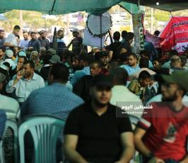 حشود جماهيرية بعزاء الدكتور رمضان (31).JPG