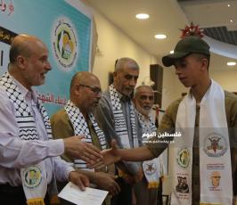أبناء الشهداء والأسرى الناجحين في الثانوية (51).JPG
