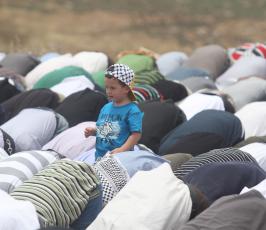 خاص فلسطين اليوم...مواجهات في دير جرير أثر قمع الاحتلال لمسيرة سلمية منددة بالاستيطان