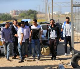 وفد من السلطة برئاسة نظمي مهنا يستلم معابر غزة ويفكك حاجز 44  باشراف مصري ‫(38732297)‬ ‫‬