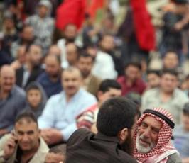 جماهير غفيرة تستقبل الشيخ خضر عدنان في مهرجان بشائر النصر