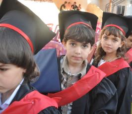 ا مدرسة عباد الرحمن تخرج فوج المتفوقين بالعام الداراسى2013-2014
