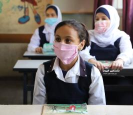 مدارس الحكومة بغزة تستأنف الدراسة لطلاب السابع حتى حادي عشر بدوام جزئي (11).jpg