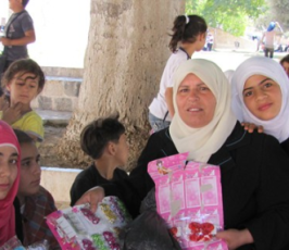 مئات أطفال المخيمات الصيفية يتدفقون على المسجد الأقصى