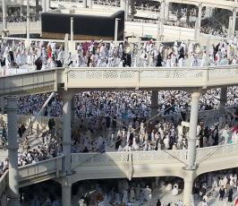 عدسة "فلسطين اليوم" تتجول مع الحجاج الفلسطينيين في مكة