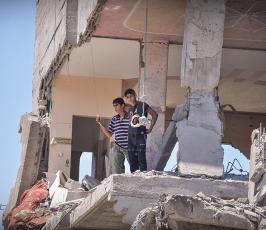 صور الدمار الذي لحق بحي الشعف شرق مدينة غزة