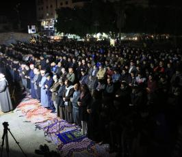 صلاةالعشاء في الساحات العامة بدعوة من الجهاد الإسلامي نصرة للقدس (5)