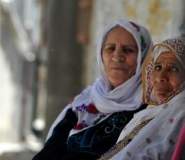 عدسة "فلسطين اليوم" تتجول في المخيمات الفلسطينية تتفقد احوال اللاجئين