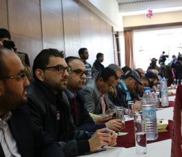  حوار صحفي مفتوح نظمه التجمع الإعلامي للحديث حول المستجدات الفلسطينية الأخيرة ‫(39059972)‬ ‫‬