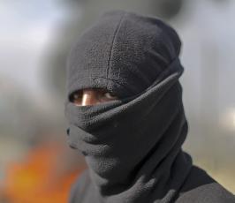 بالصور:رام الله - جانب من مواجهات مخيم الجلزون بالقرب من مدخل مستوطنة بيت ايل