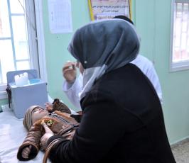 حملة تطعيم الأطفال ضد الشلل