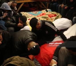 تشيع جثامين شهداء حريق النصيرات وسط حالة من الحزن (3).JPG