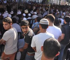 بالصور:الجهاد ترعى صلح عشائري كبير بين عاتلتي "البطريخى"