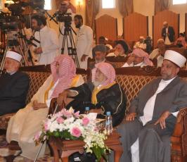 وزير الاوقاف وخطيب الاقصى يشاركان في ندوة تعظيم شعائر الحج