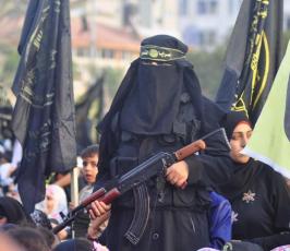 خنساوات الشعب الفلسطينى وأبنائهم يشاركون بمهرجان الانطلاقة الجهادية
