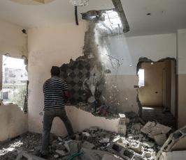 بيوت مازالت تنتظر الإعمار ‫(29273994)‬ ‫‬
