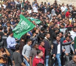 بالصور:جماهير غاضبة تشيع جثامين شهداء مخيم جنين