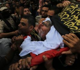  تشييع جثامين شهداء سرايا القدس وكتائب القسام في البريج ودير البلح والقرارة وخانيونس (13)