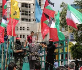 مسيرة للشعبية رفض لزيارة ترامب ‫(1)‬