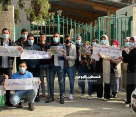 فلسطينيون يطالبون بالتدخل العاجل لدى الحكومة الجزائرية للتراجع عن إلغاء منحة التعليم (5).jpg