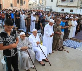  صلاة العيد بالعراء في نادي الشجاعية  ‫(30073248)‬ ‫‬