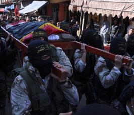 بالصور:سرايا القدس تودع احد قادتها البارزين في موكب جنائزي مهيب