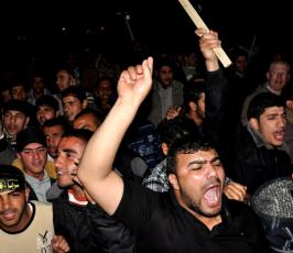 جماهير غزة تحتفل ببشائر الانتصار