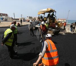  رصف شوارع متفرقة في مدينة غزة ‫(246928304)‬ ‫‬