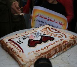 أهالي الأسرى الفلسطينيين ينظمون وقفة تطالب بإطلاق سراح انبائهم من مكان أسر شاؤول ارون شرق غزة ‫(42598919)‬ ‫‬