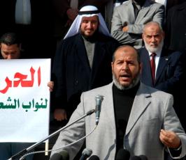 وقفة تضامنية للقوى الوطنية والنواب مع الاسرى بالمجلس التشريعى بغزة