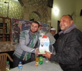 الجهاد بمسجد ابو سمرة  شرق غزة تكرم عوائل شهداء بشائر الانتصار ‫(1)‬