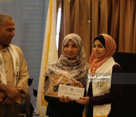 مهجة القدس تكرِّم أبناء الشهداء  ‫(38863382)‬ ‫‬.JPG