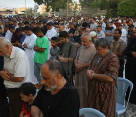 الجهاد الإسلامي تؤدي صلاة العيد في العراء ‫(43385349)‬ ‫‬.JPG