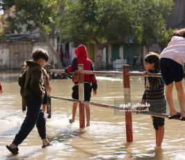 غزارة الأمطار تغرق شوارع كبيرة في بيت لاهيا (10).JPG