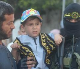 سرايا القدس تشارك المواطنين فرحة العيد المبارك  (4).jpeg
